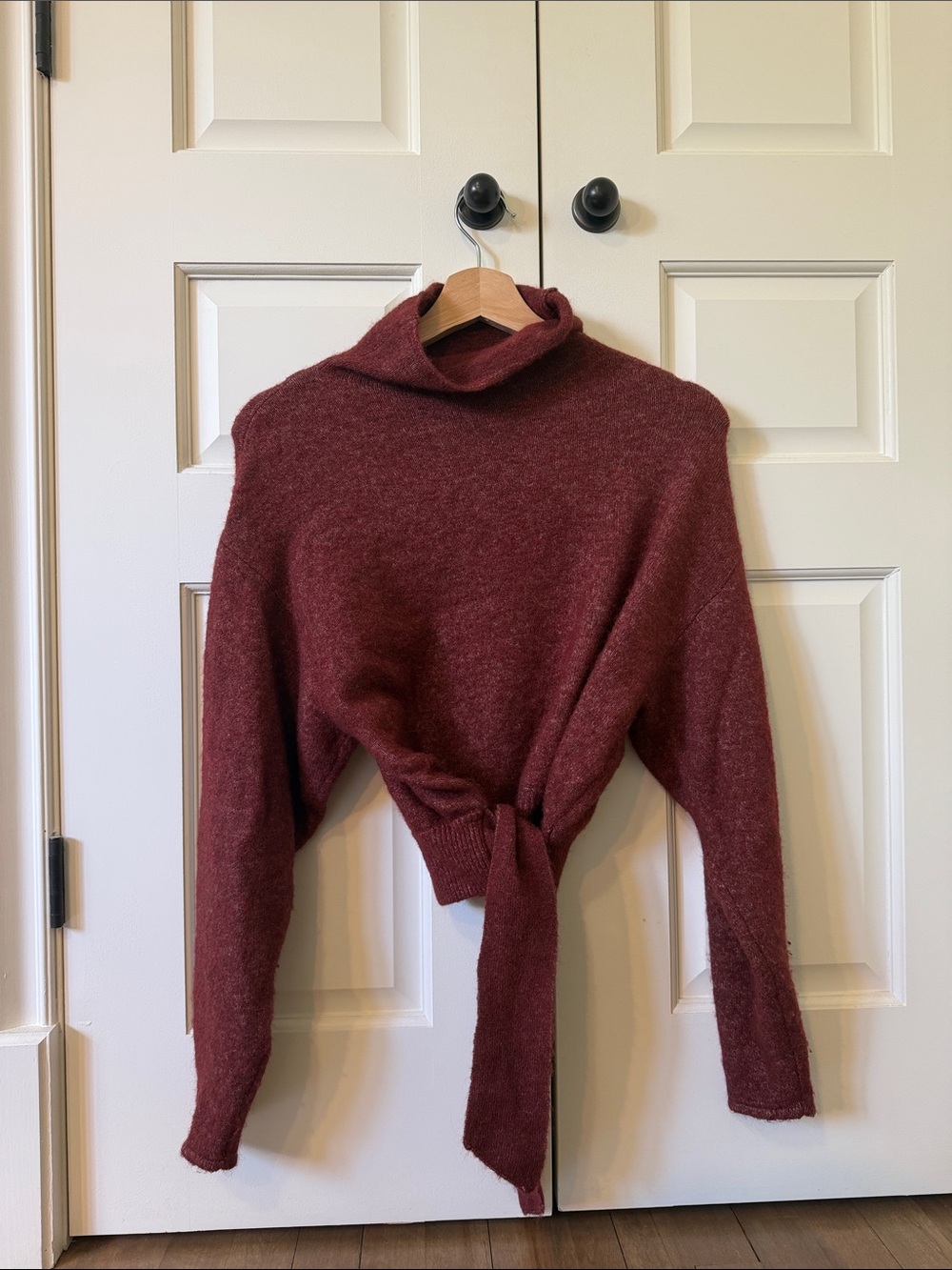 Wilfred Lorin Burgundy Sweater
